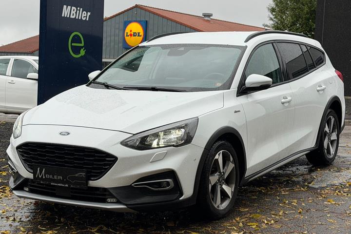 Hvid Ford Focus fra 2020