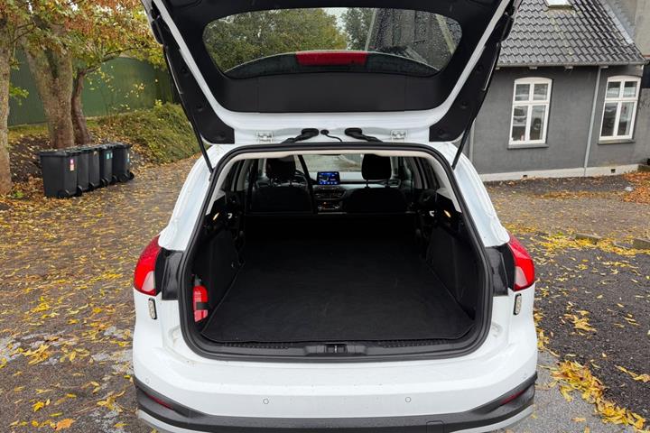 Hvid Ford Focus fra 2020