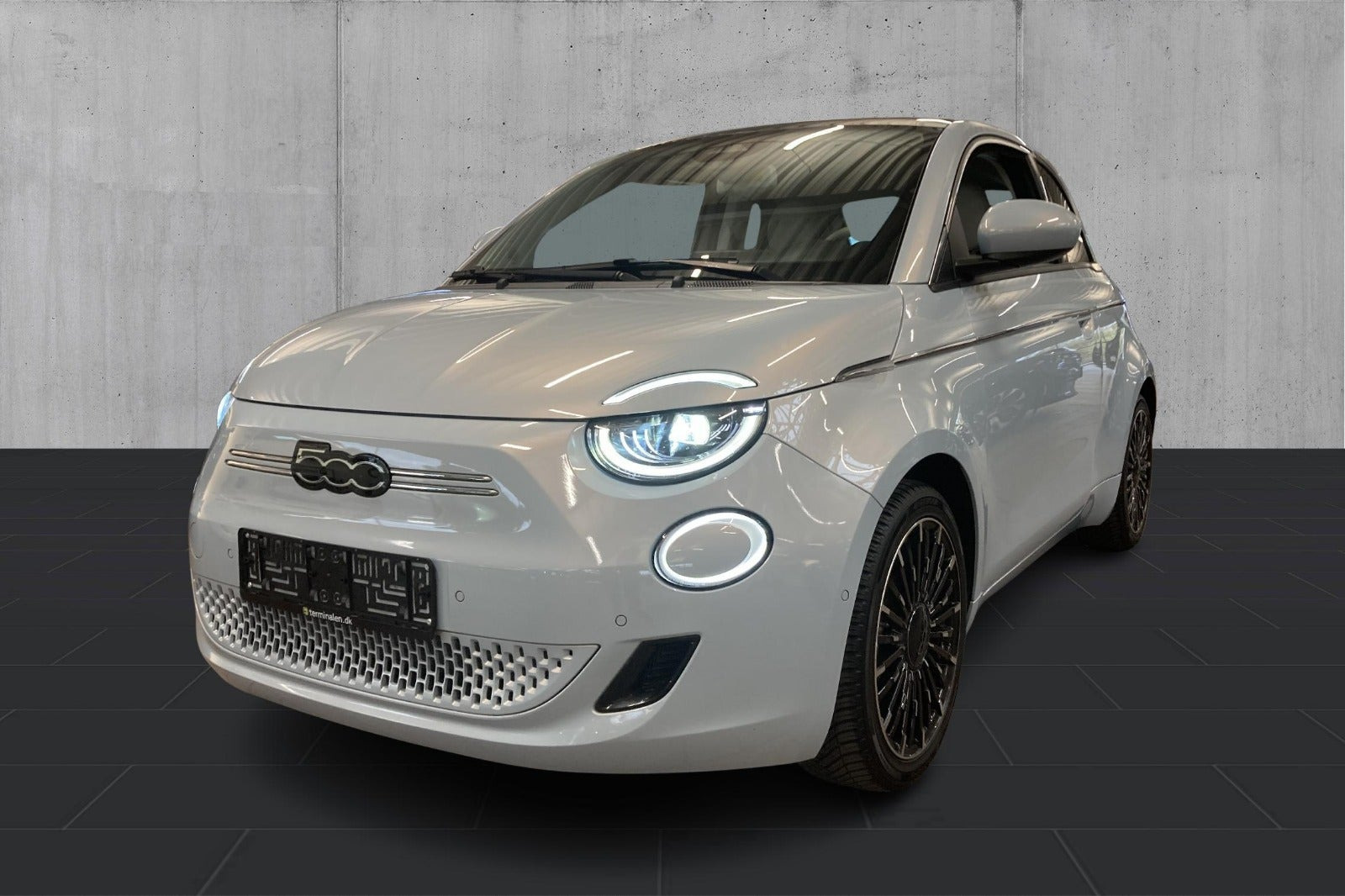 Fiat 500e 42 la Prima by Bocelli