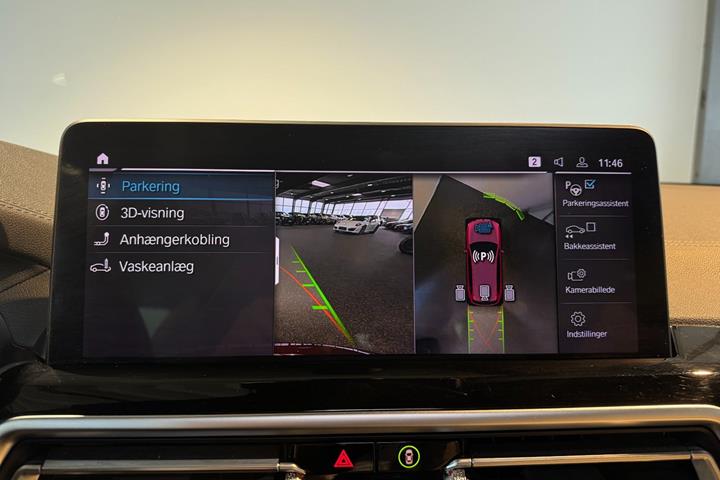 Rød BMW iX3 fra 2023