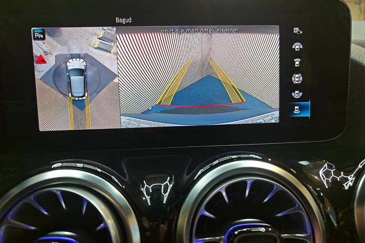 Hvid Mercedes EQA250+ fra 2024