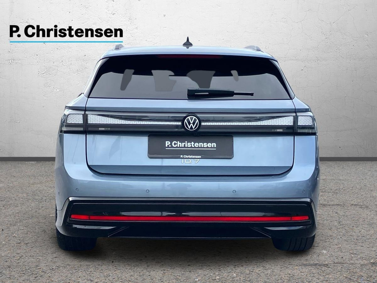 Blå VW ID.7 fra 2025