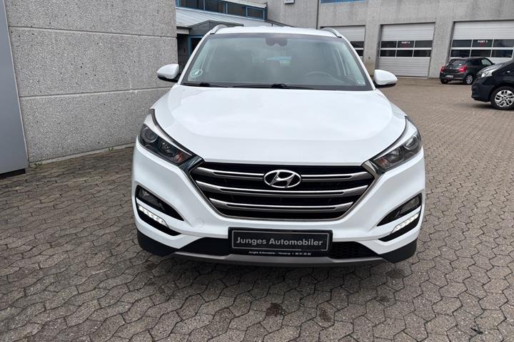 Hvid Hyundai Tucson fra 2016