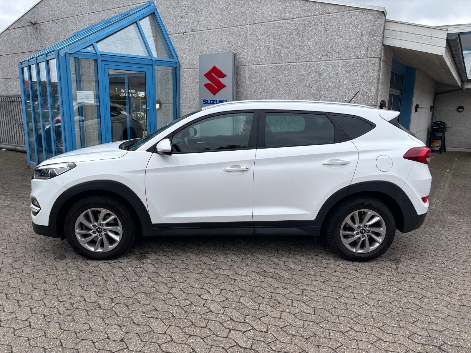 Hvid Hyundai Tucson fra 2016