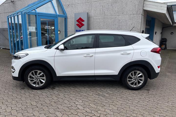 Hvid Hyundai Tucson fra 2016