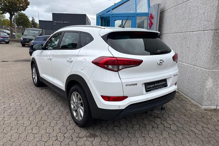 Hvid Hyundai Tucson fra 2016