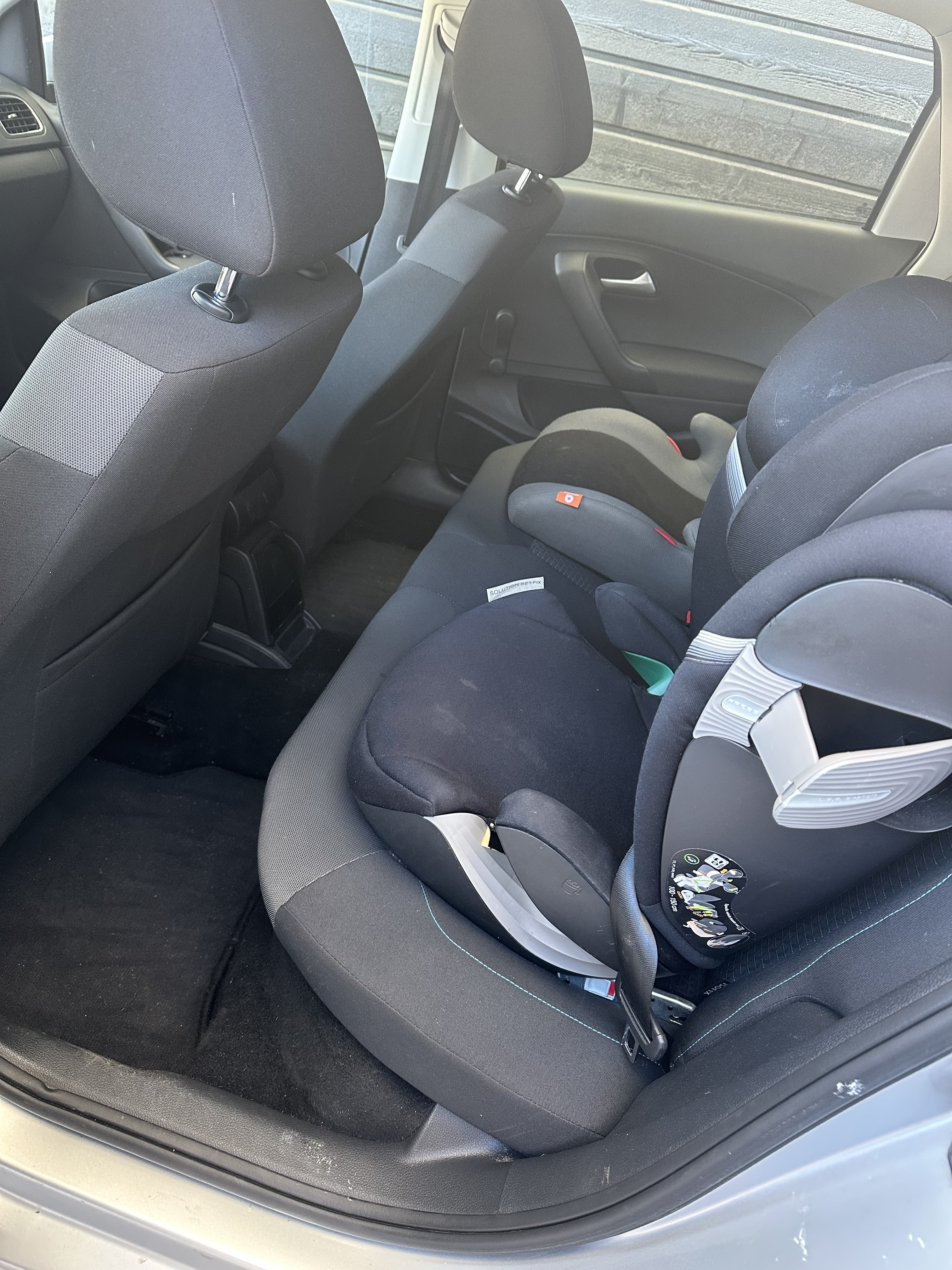 Grå VW Polo fra 2015