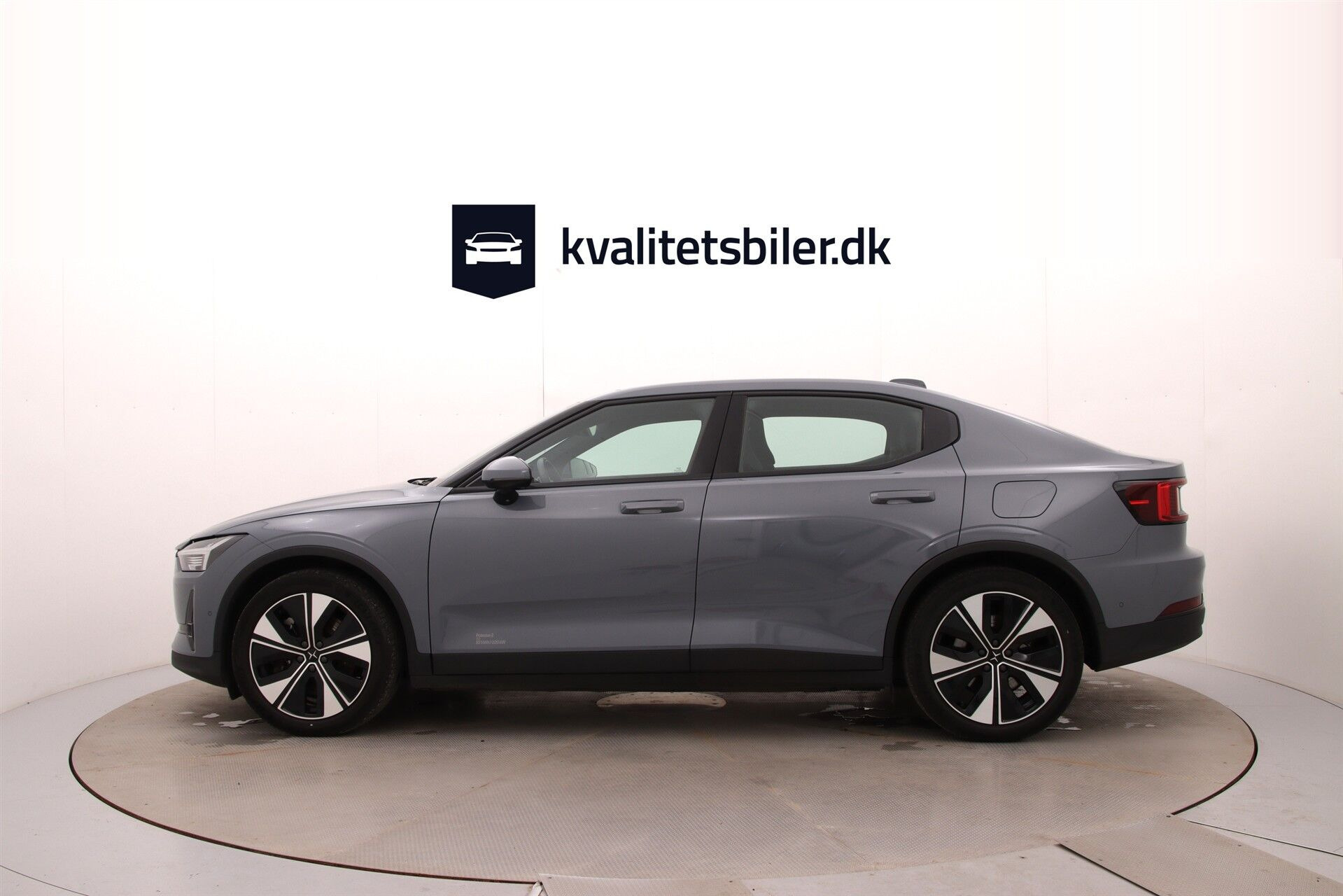 Grå Polestar 2 fra 2023