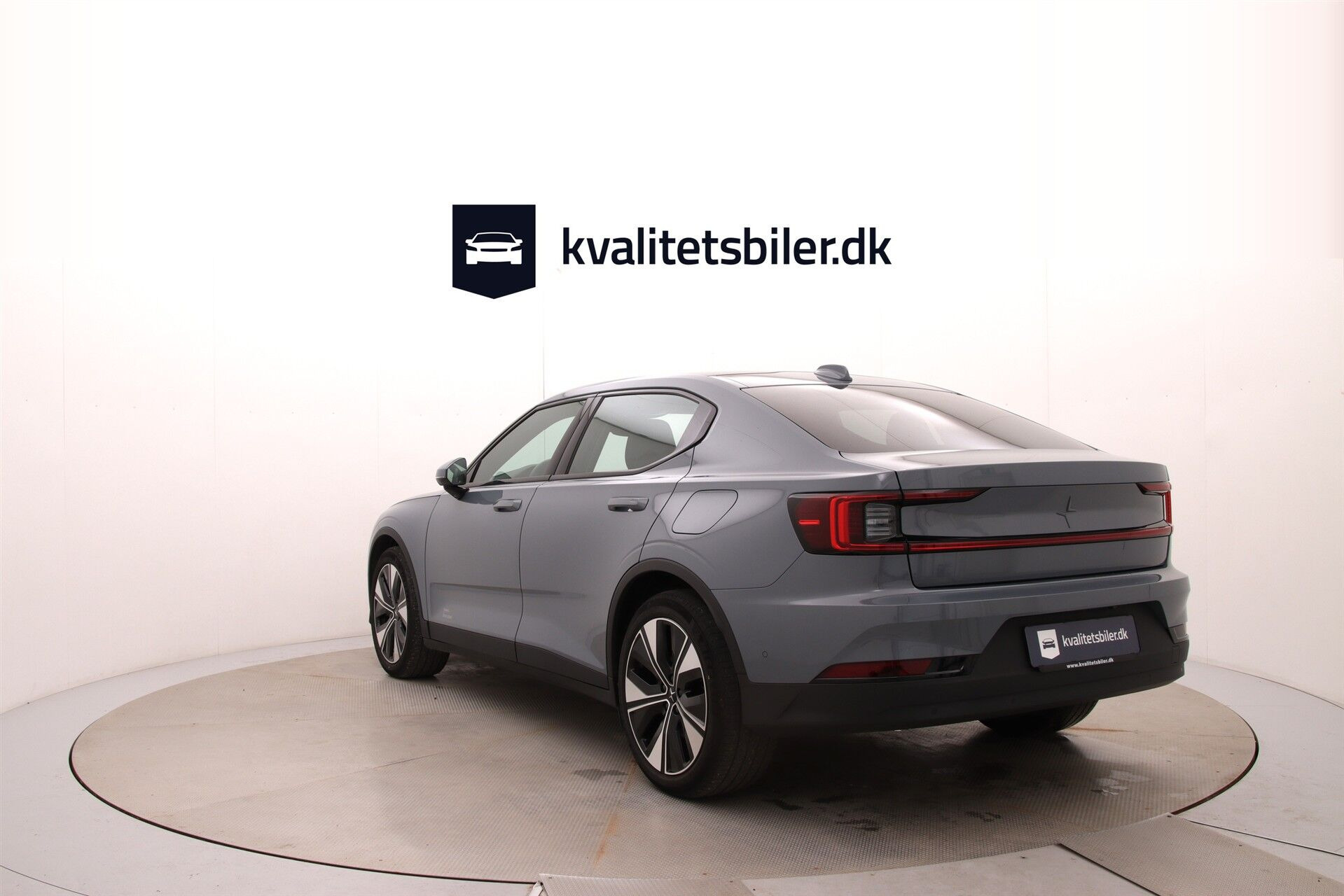 Grå Polestar 2 fra 2023