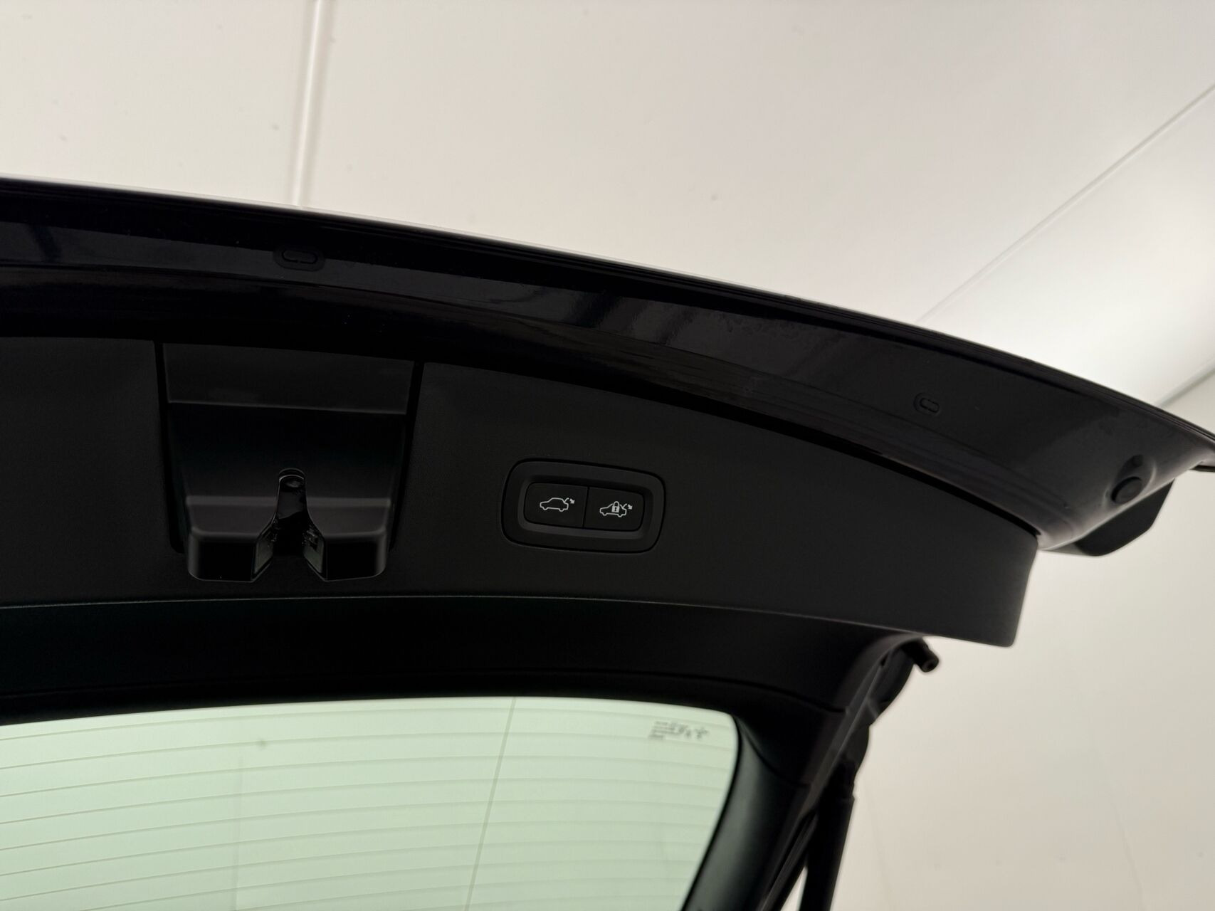 Sort Polestar 2 fra 2022