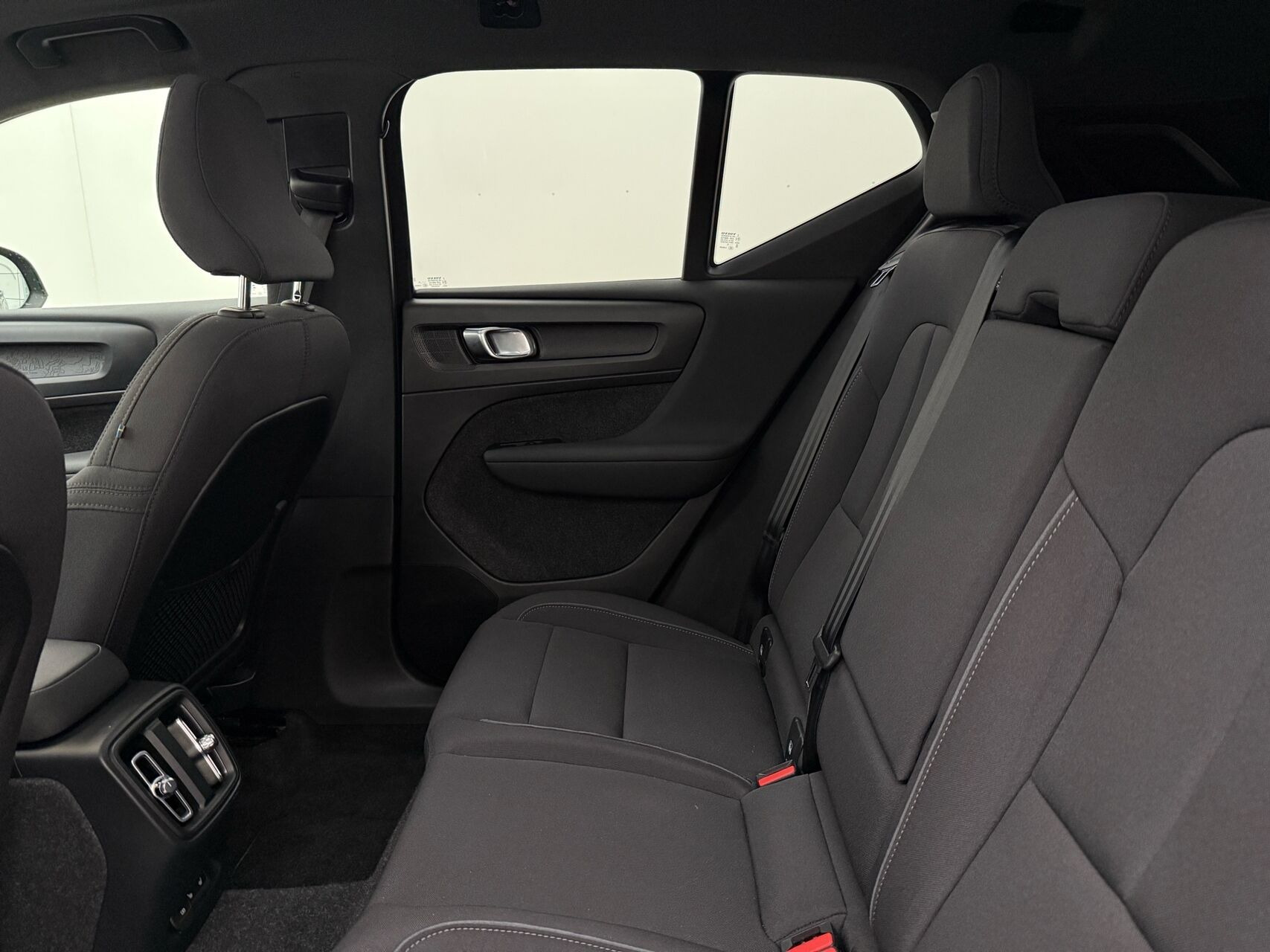 Sort Volvo XC40 fra 2023