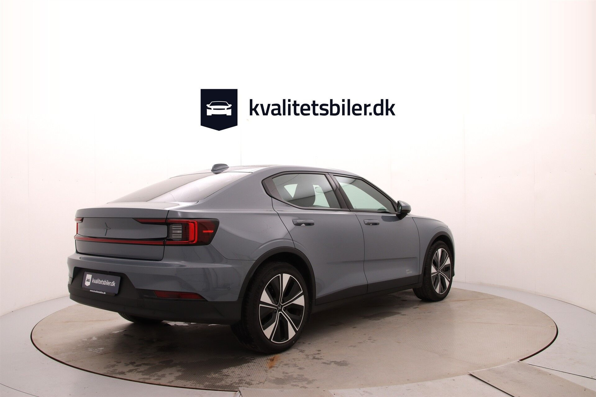 Grå Polestar 2 fra 2024