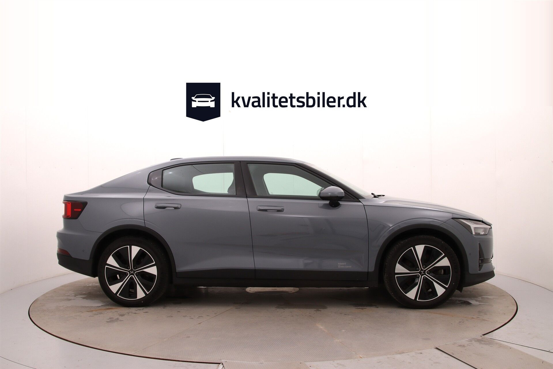 Grå Polestar 2 fra 2024