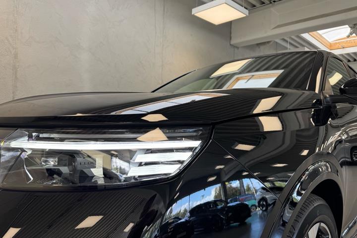 Sort Opel Grandland fra 2026