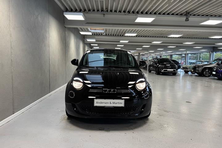 Sort Fiat 500e fra 2023