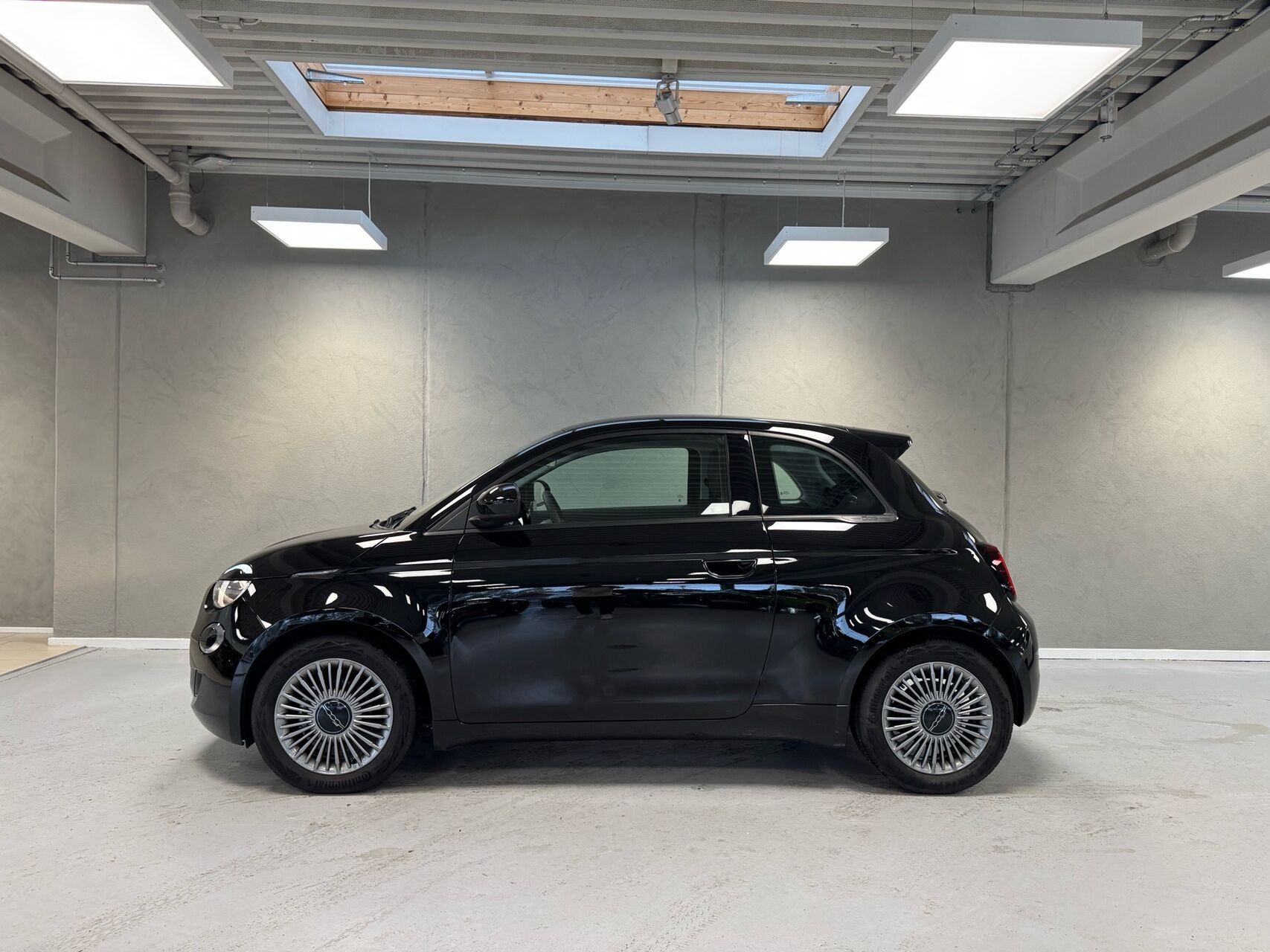 Sort Fiat 500e fra 2023