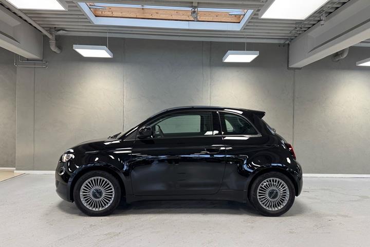 Sort Fiat 500e fra 2023