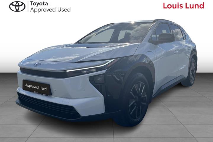 Hvid Toyota BZ4X fra 2026