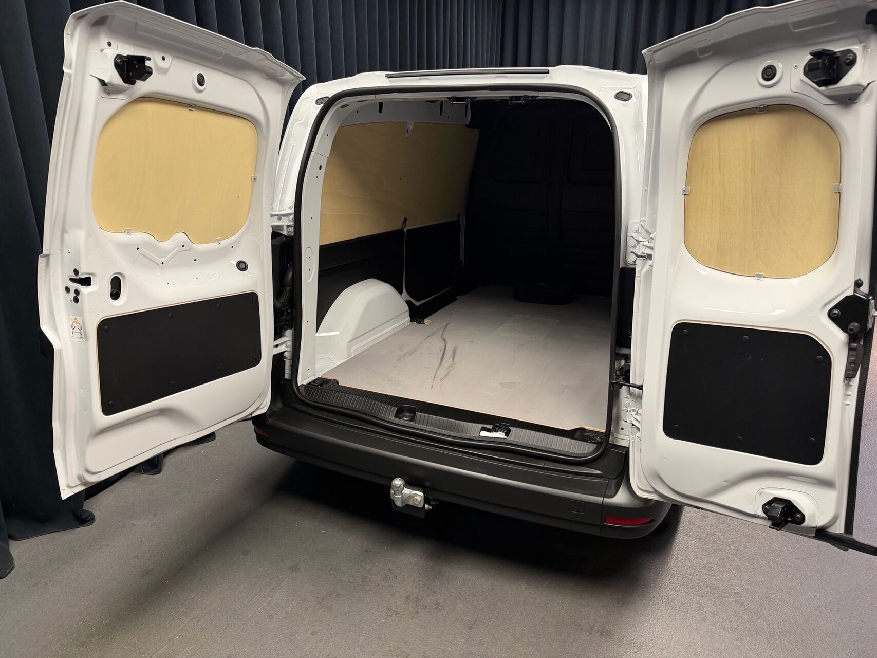 Hvid Mercedes eCitan fra 2023