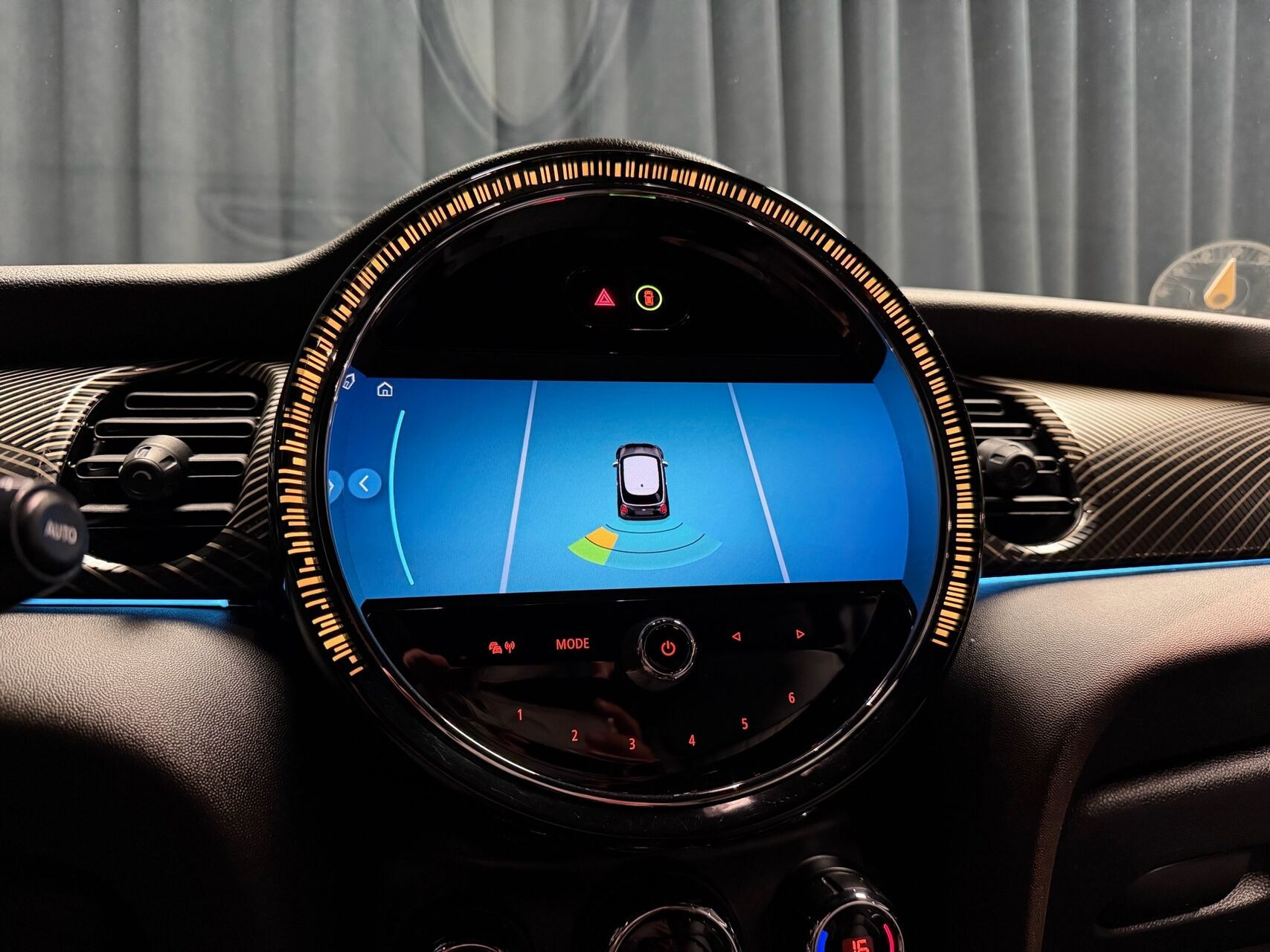 Grøn Mini Cooper fra 2023