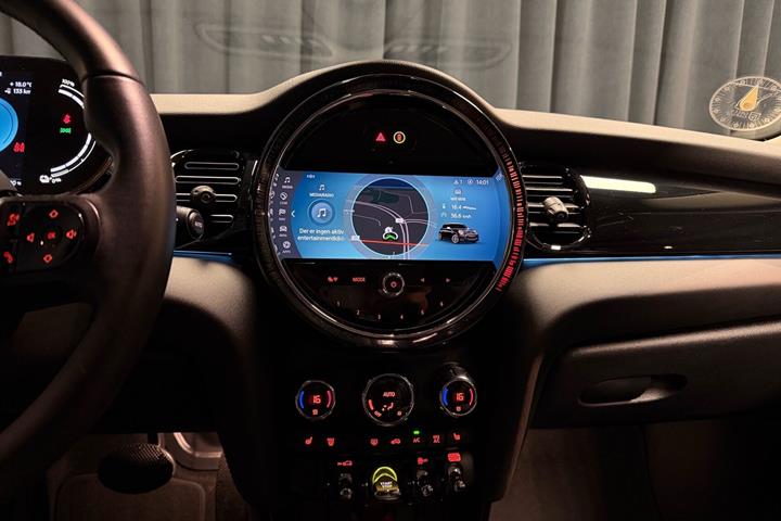 Grøn Mini Cooper fra 2022