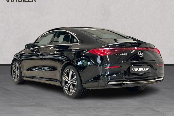 Sort Mercedes CLA250+ fra 2026