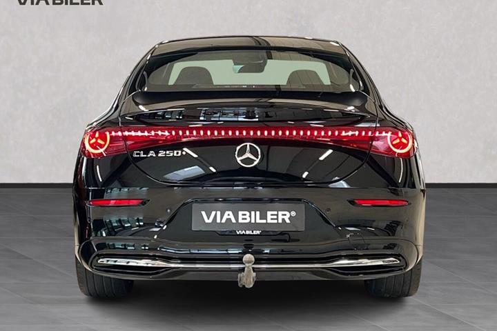 Sort Mercedes CLA250+ fra 2026