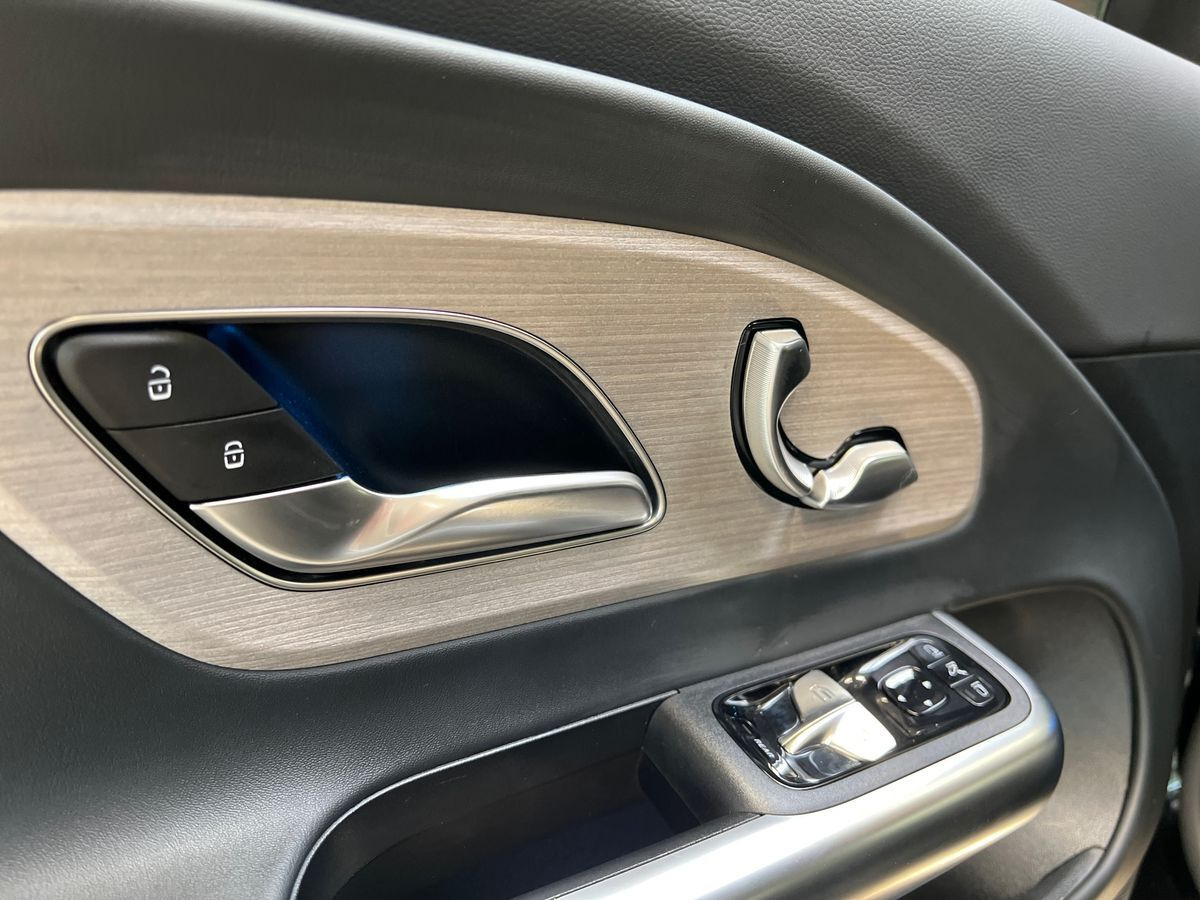Sort Mercedes CLA250+ fra 2026