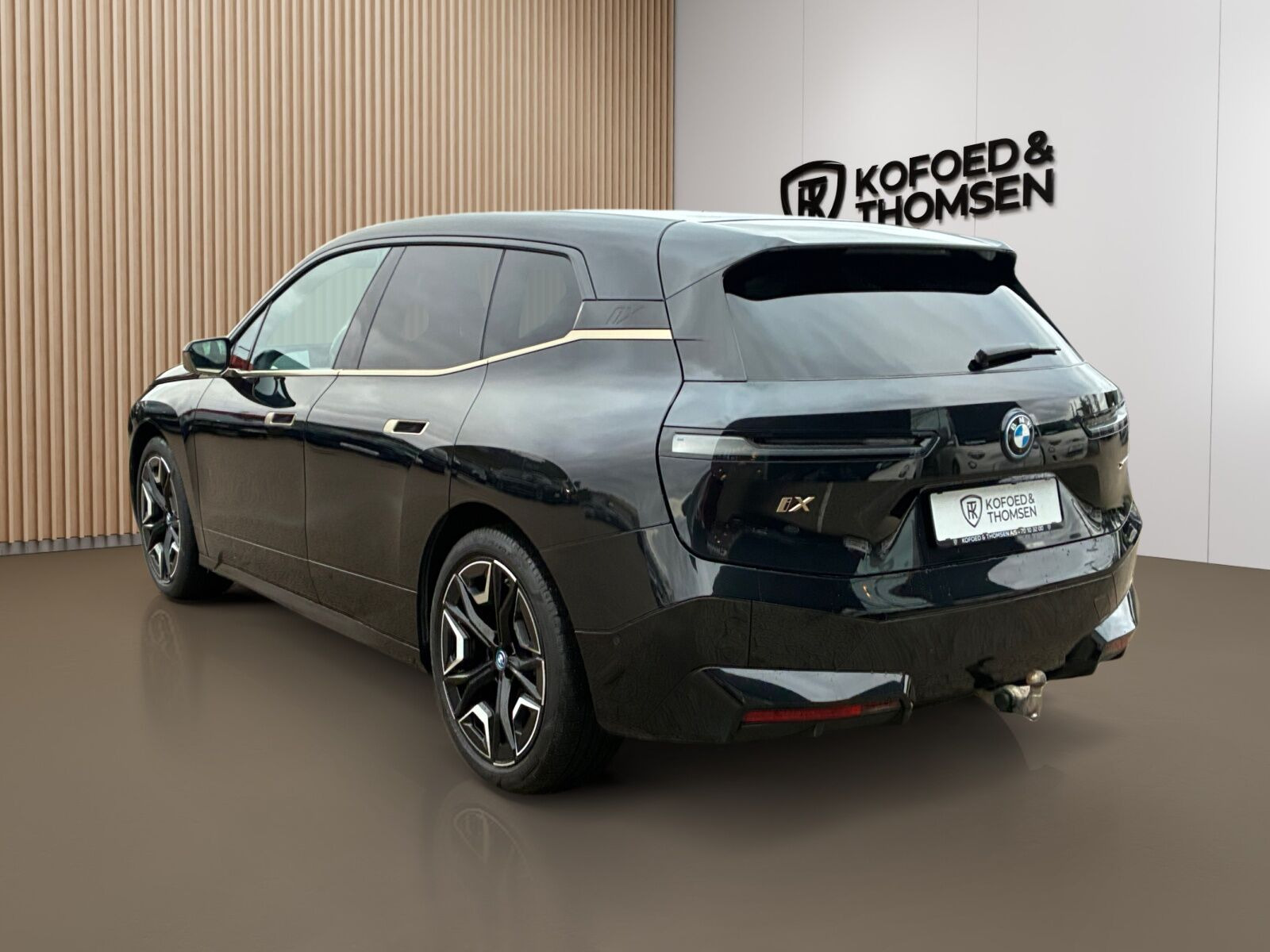 Sort BMW iX fra 2022