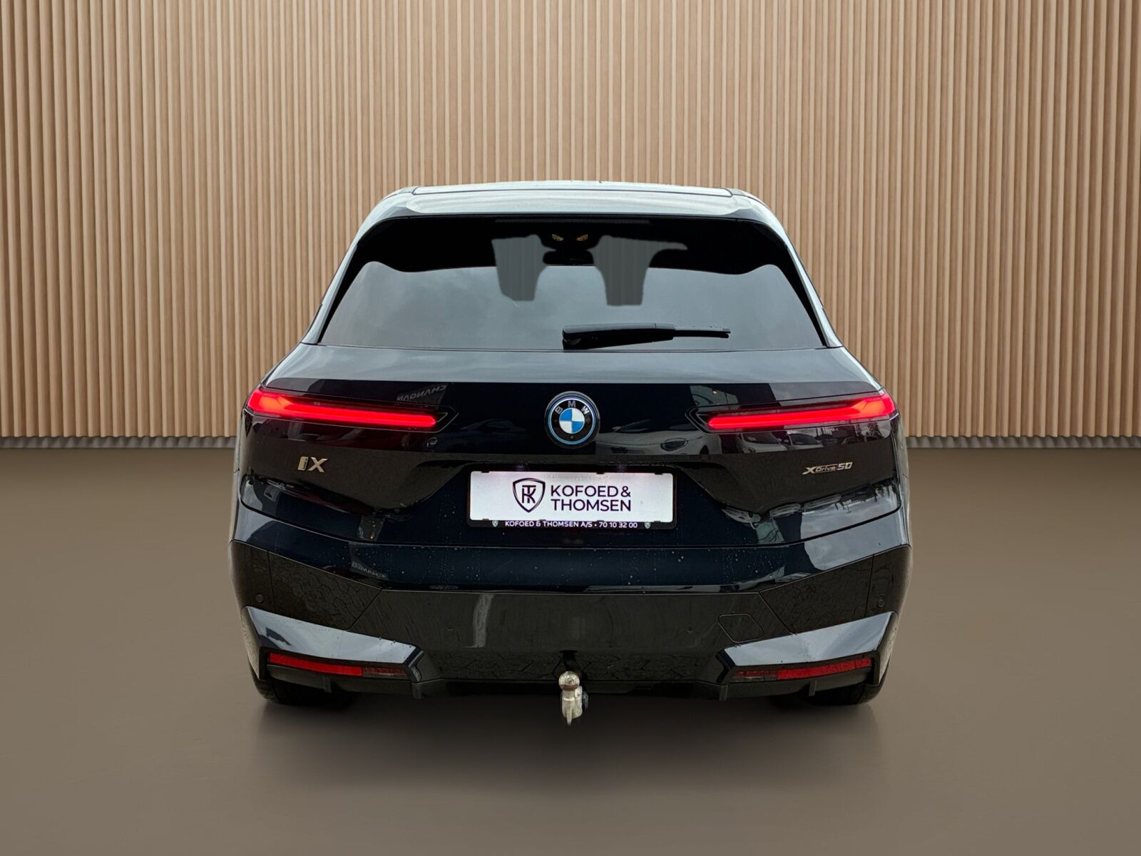 Sort BMW iX fra 2022