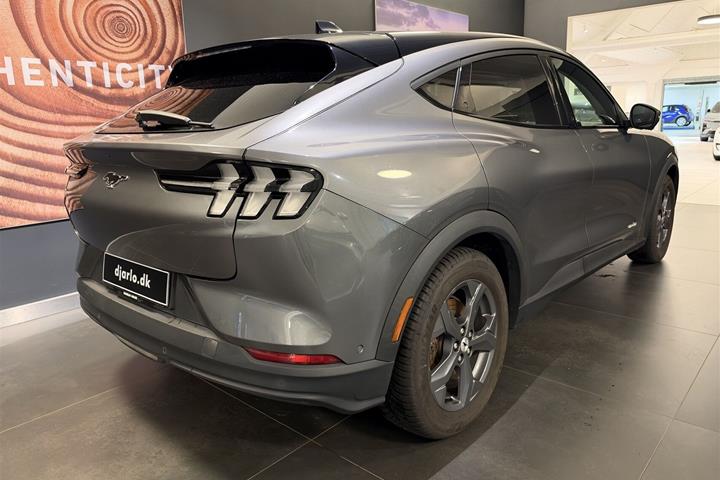 Grå Ford Mustang Mach-E fra 2020