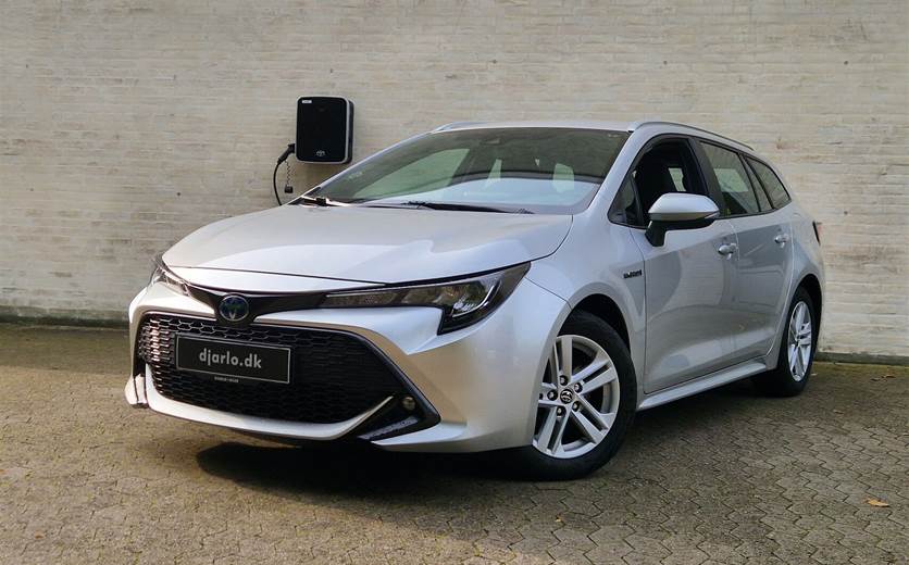 Toyota Corolla 2,0 Touring Sports Hybrid H3 Smart E-CVT 180HK Stc 6g Aut.