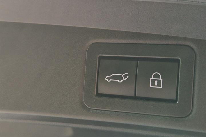 Sølv Toyota Corolla fra 2019