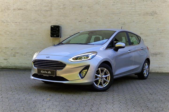 Sølv Ford Fiesta fra 2020