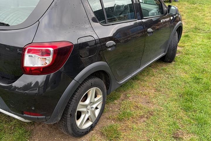 undefined Dacia Sandero fra 2016