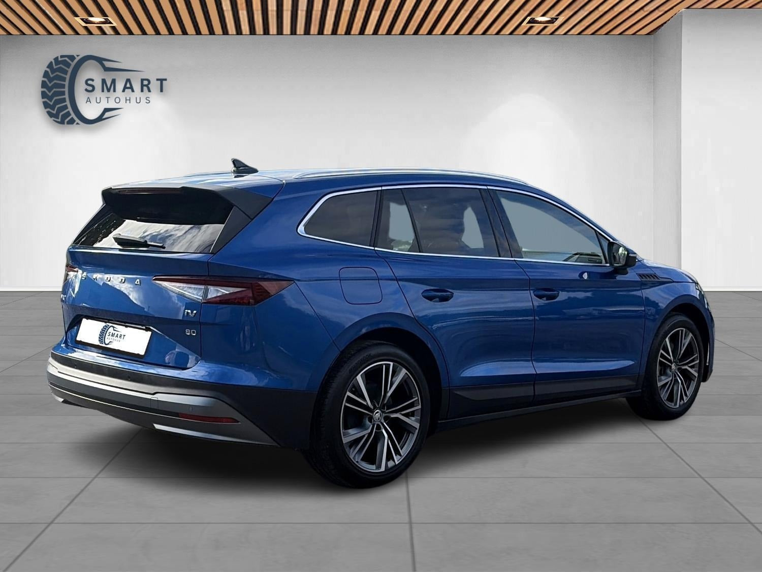 Blå Skoda Enyaq fra 2023