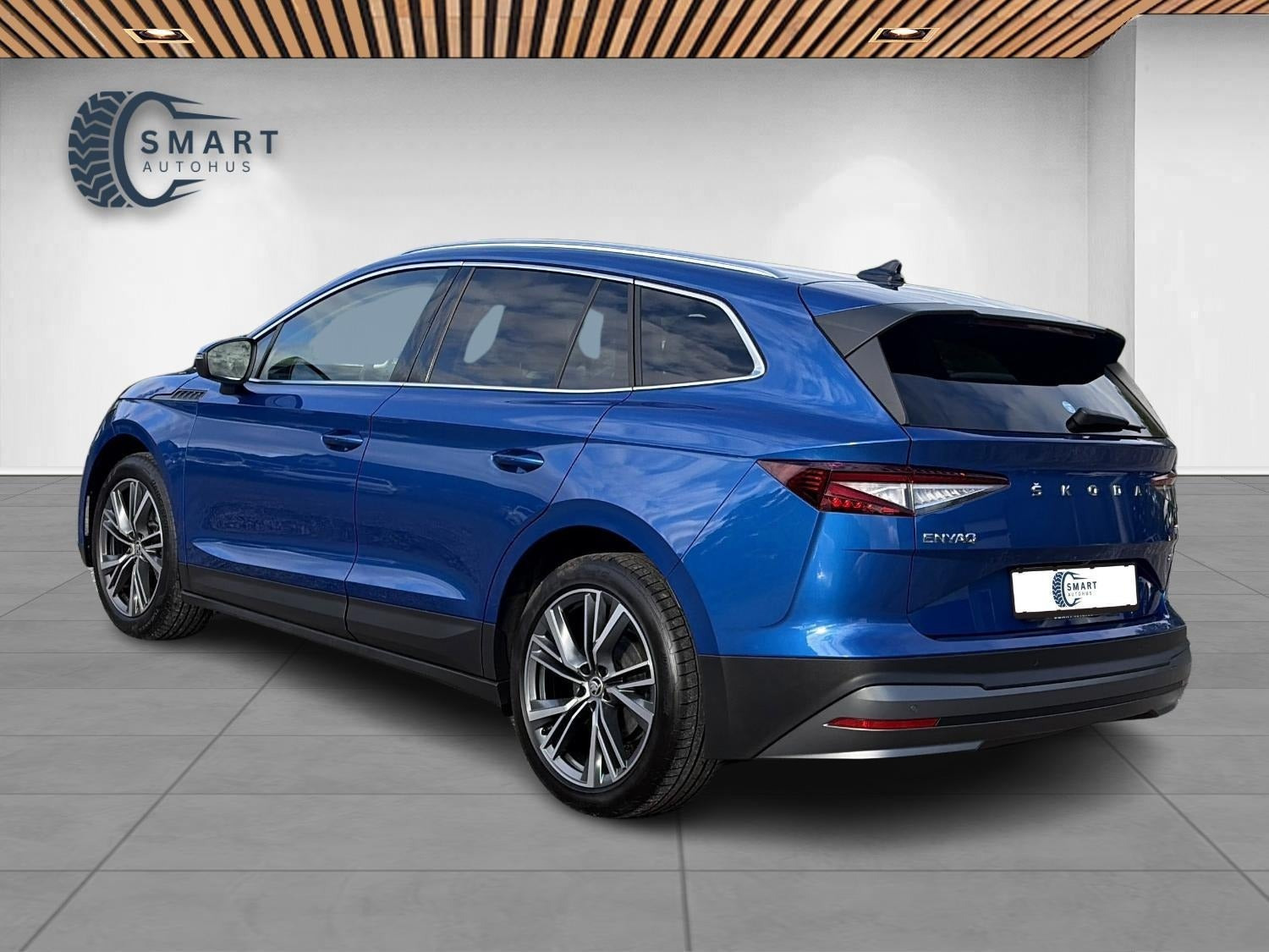 Blå Skoda Enyaq fra 2023