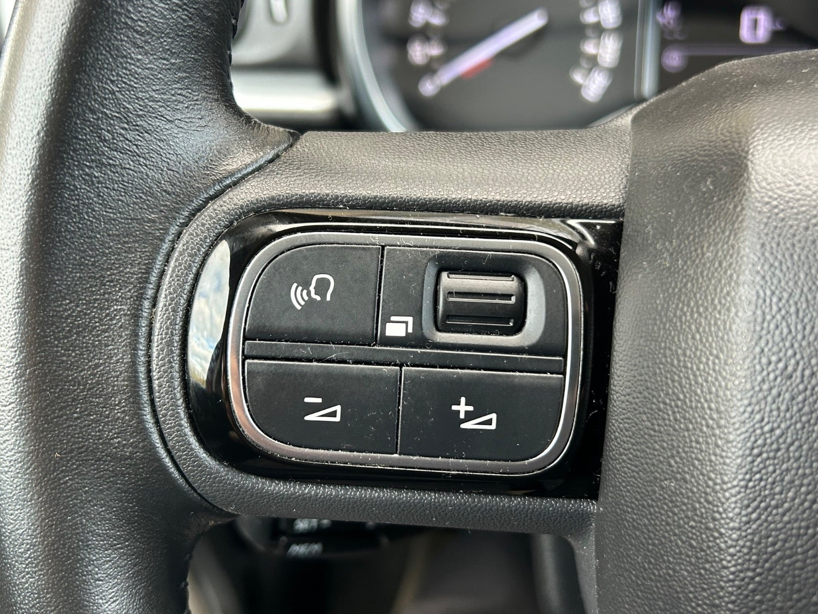 Rød Citroën C3 fra 2021