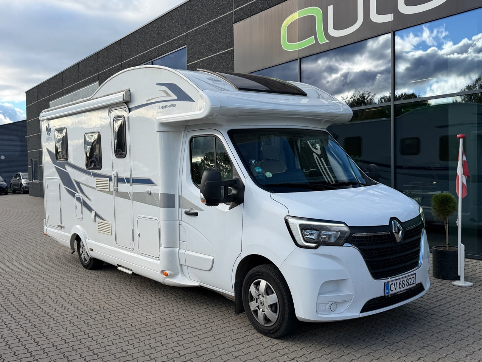 Ahorn T 690 2,3 dCi