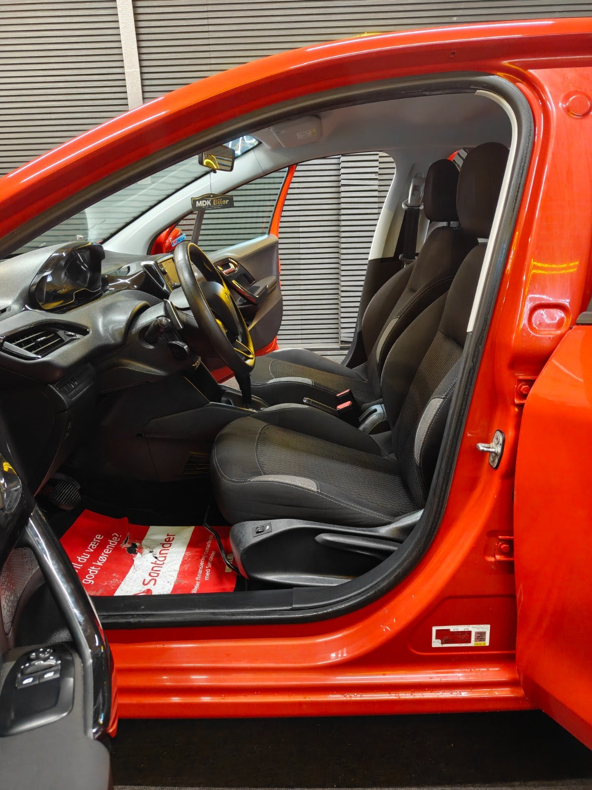 undefined Peugeot 208 fra 2016