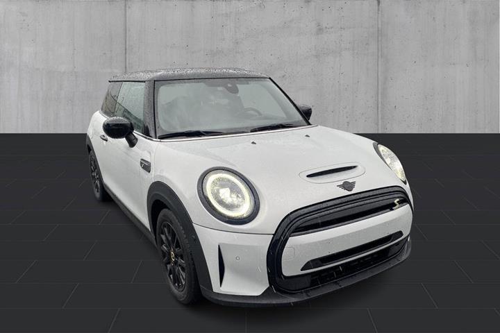 Sølv Mini Cooper SE fra 2022