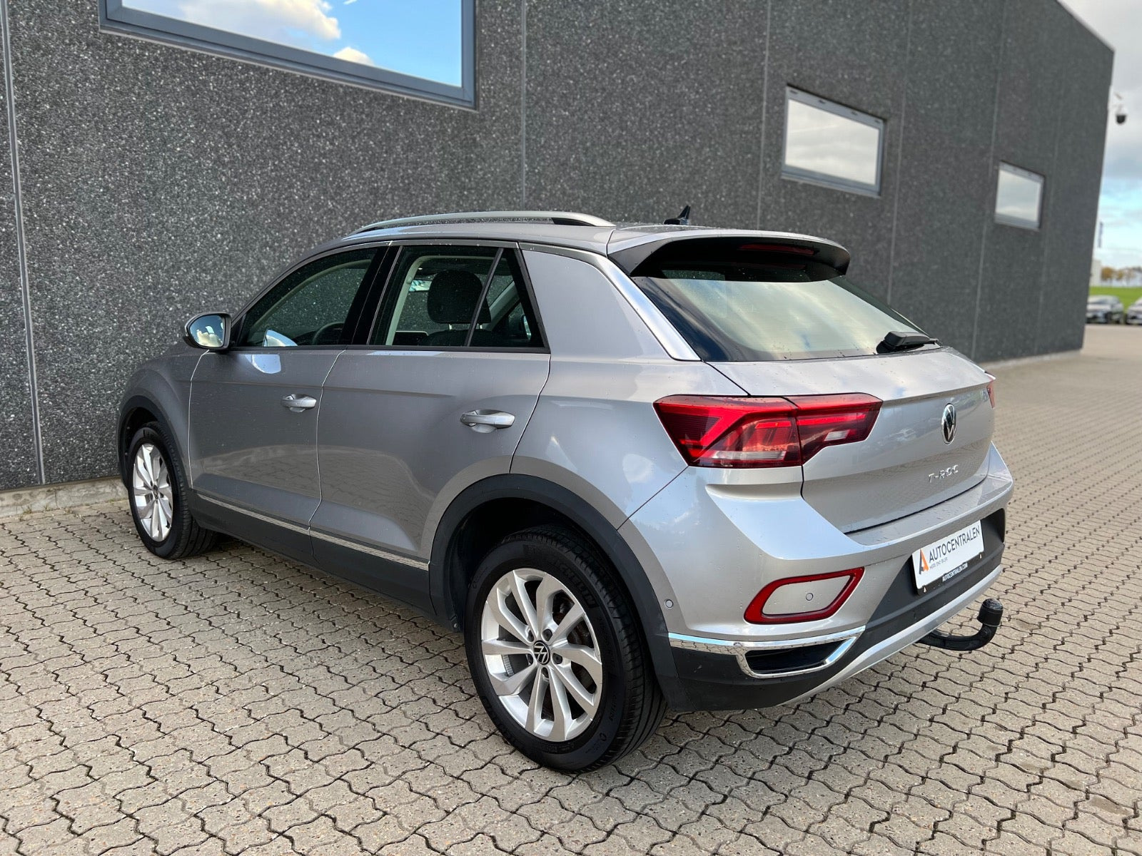 Sølv VW T-Roc fra 2022