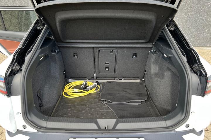Hvid VW ID.4 fra 2021