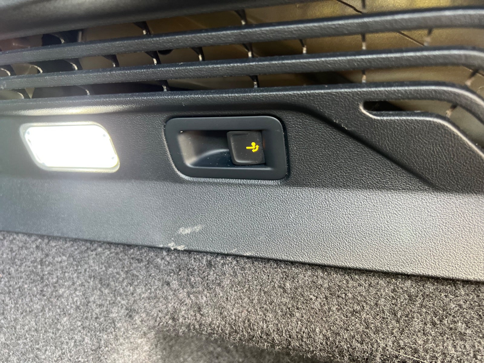 Hvid VW ID.4 fra 2021