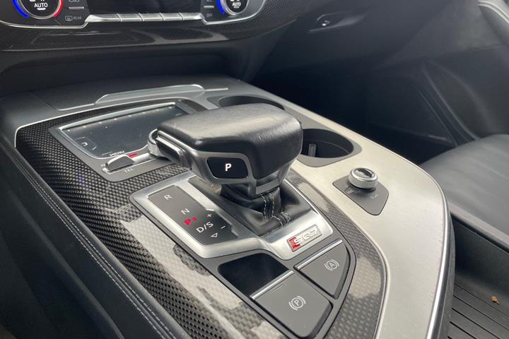 undefined Audi SQ7 fra 2017