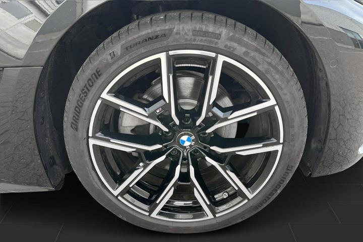 Sort BMW i4 fra 2026
