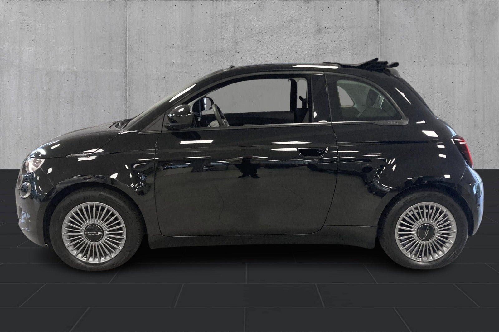Sort Fiat 500e fra 2023