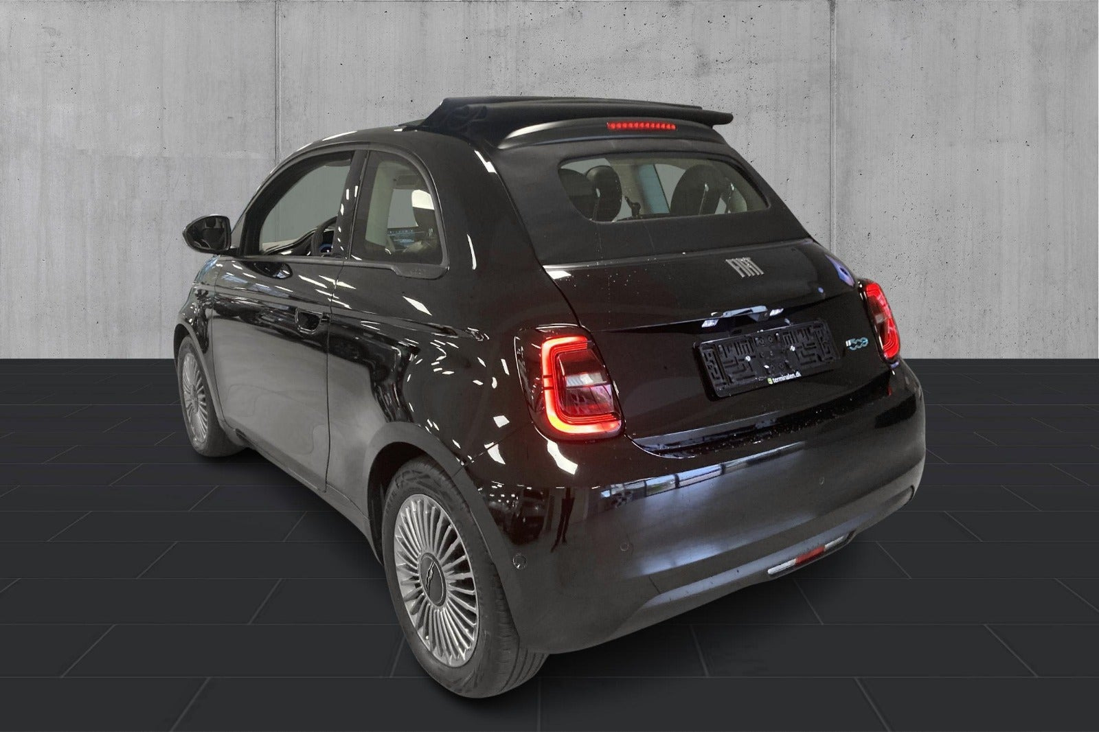 Sort Fiat 500e fra 2023