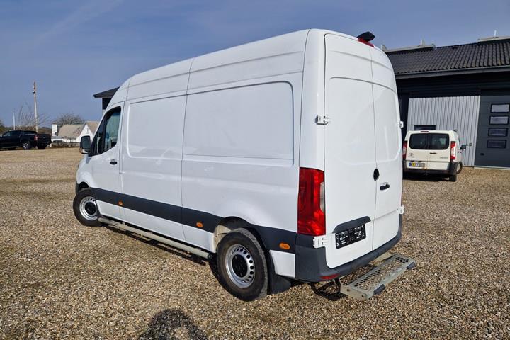 Hvid Mercedes eSprinter 312 fra 2023