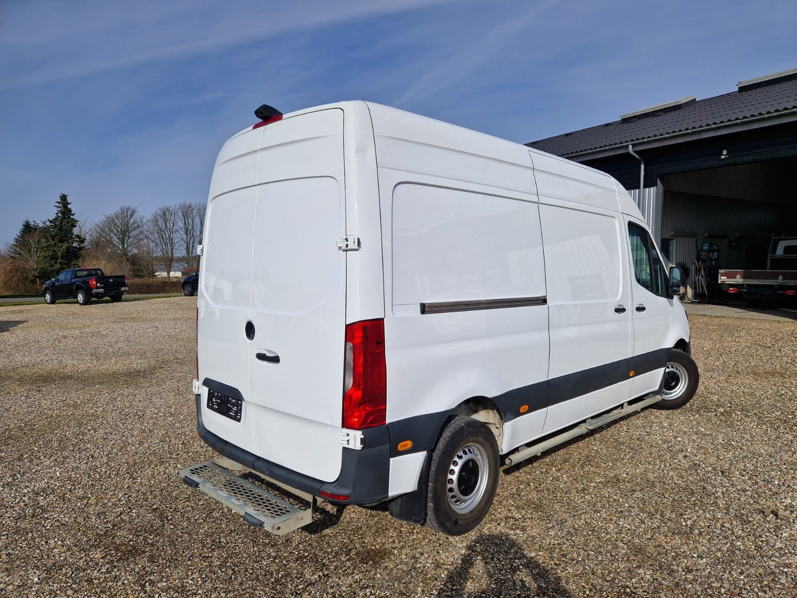 Hvid Mercedes eSprinter 312 fra 2023